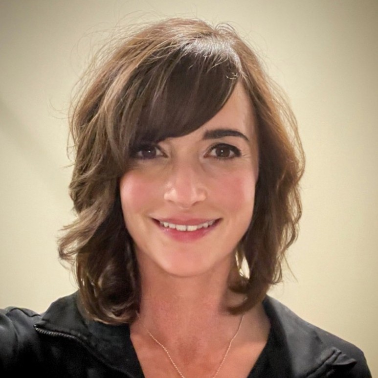 Go to the profile of Robin L. Mefford