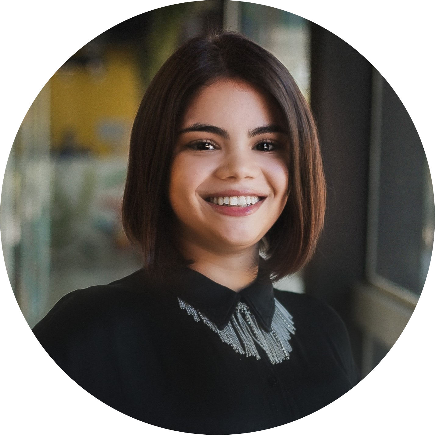 Go to the profile of Ana Julia Oliveira