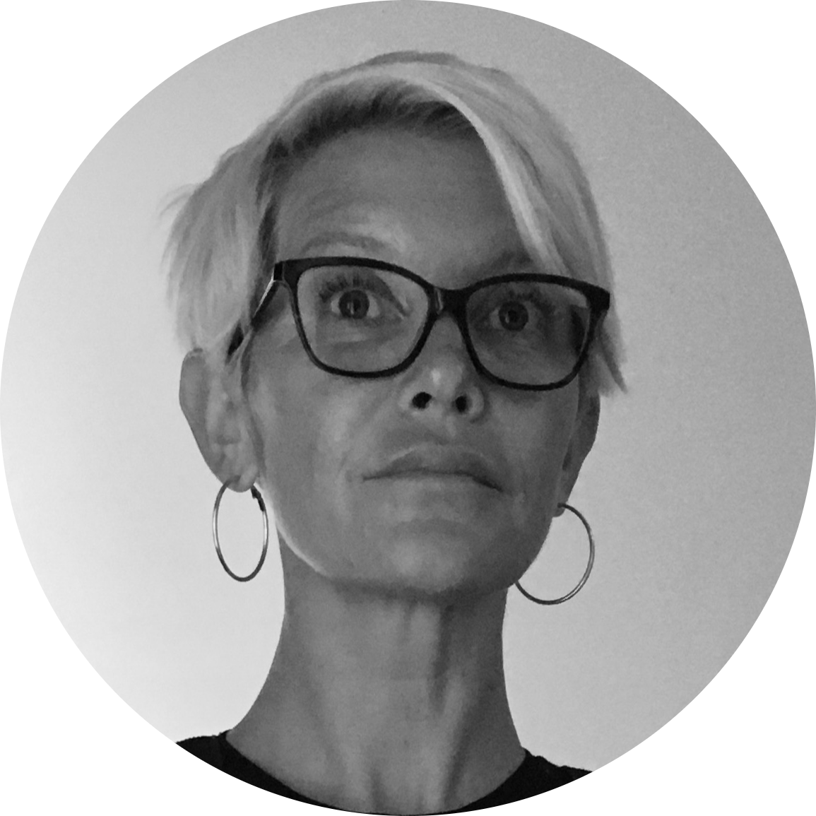 Go to the profile of Suzy