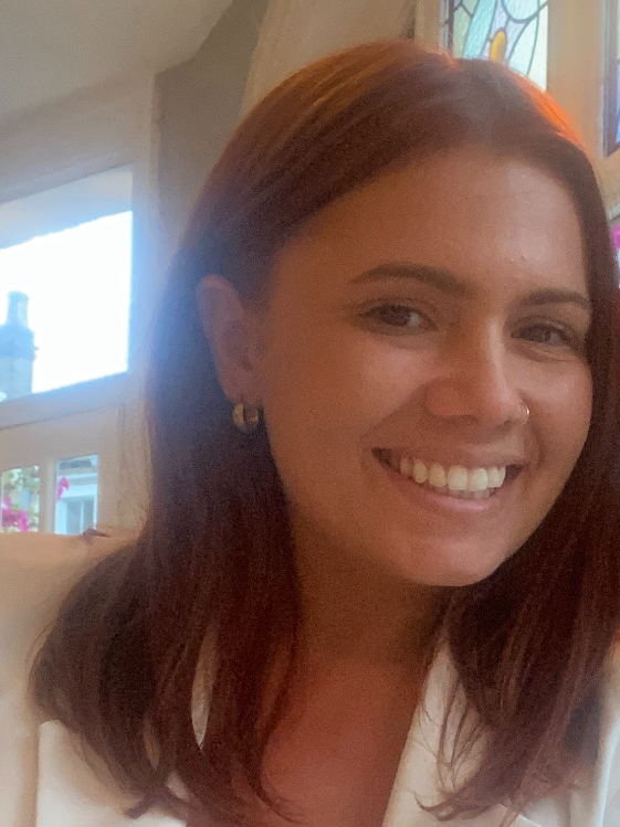 Go to the profile of Jessie Parker