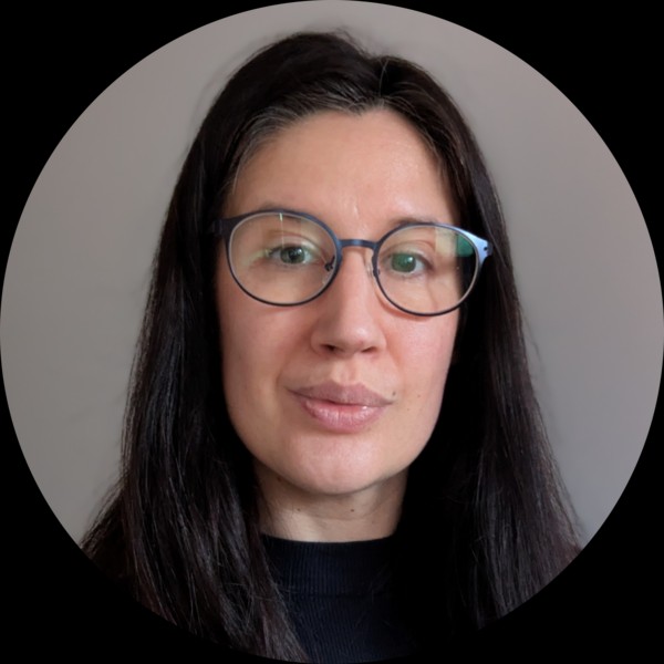 Go to the profile of Sarah Lazell