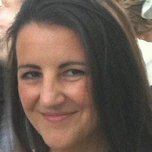 Go to the profile of Paloma Cid